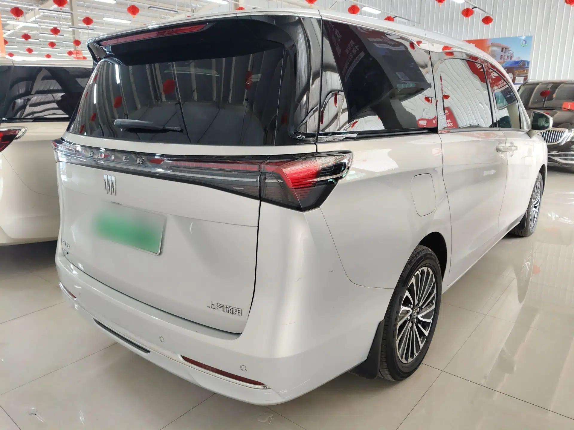 Buick GL8 New Energy 2025 Lu Shang Luxury Edition 7-Seater — миниатюра 6