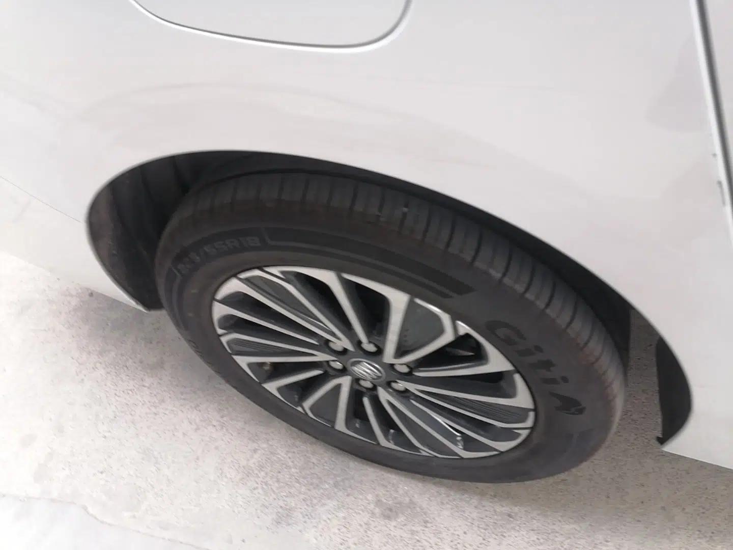 Buick GL8 New Energy 2025 Lu Shang Smart Enjoyment Edition 7-Seater — миниатюра 11
