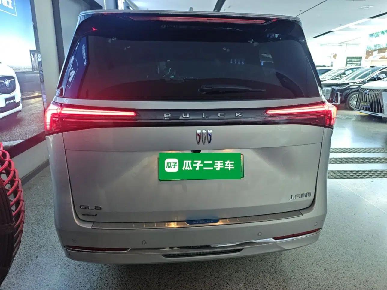 Buick GL8 New Energy 2025 Lu Shang Smart Enjoyment Edition 7-Seater — миниатюра 5
