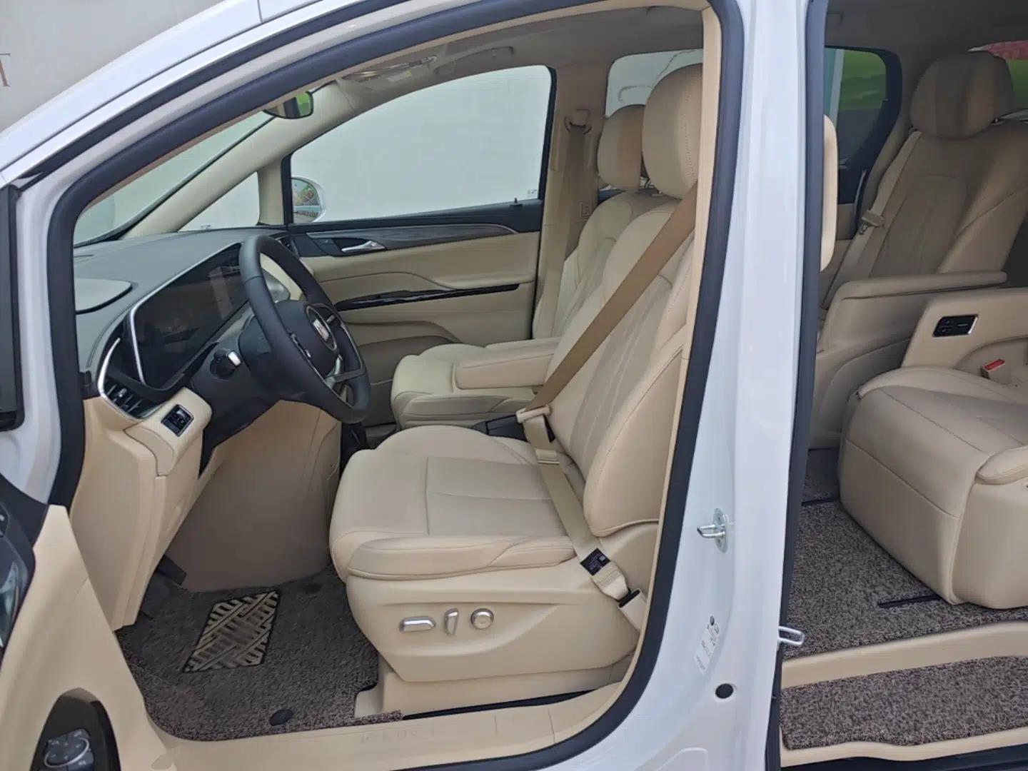 Buick GL8 New Energy 2025 Lu Shang Luxury Edition 7-Seater — миниатюра 22