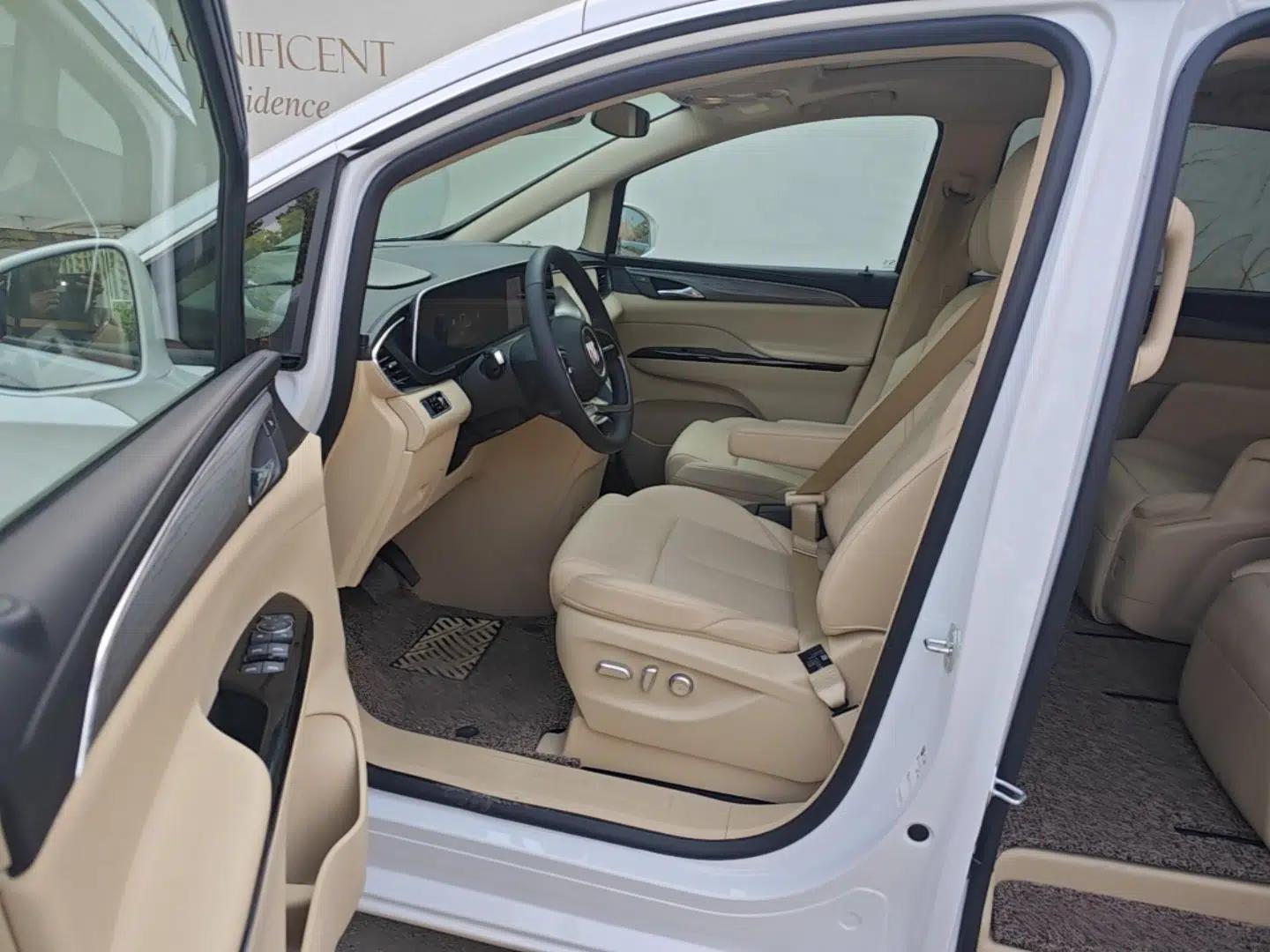 Buick GL8 New Energy 2025 Lu Shang Luxury Edition 7-Seater — миниатюра 23