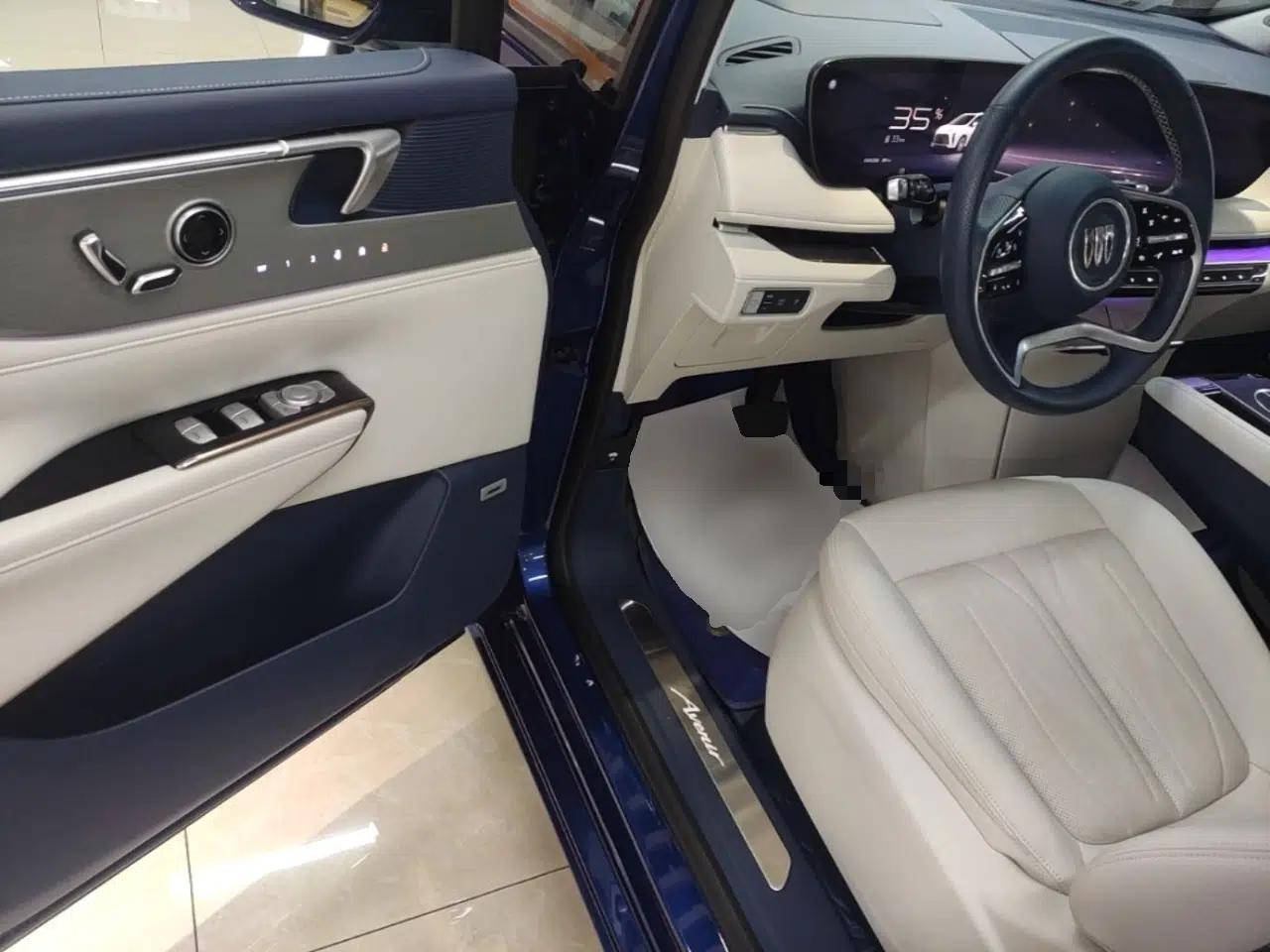 Buick GL8 New Energy 2024 Lu Zun Luxury Edition 6-Seater — миниатюра 18
