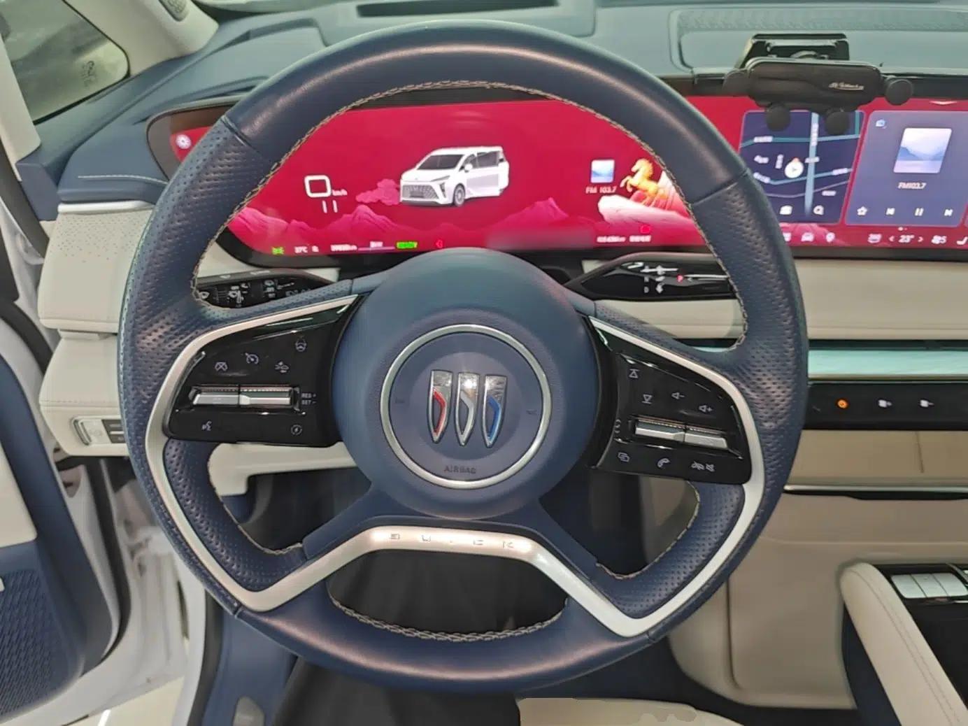 Buick GL8 New Energy 2024 Lu Zun Luxury Edition 7-Seater — миниатюра 13
