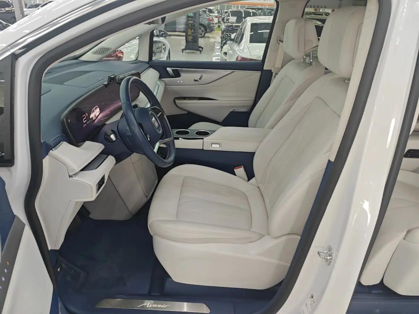 Buick GL8 New Energy 2024 Lu Zun Luxury Edition 7-Seater — миниатюра 17