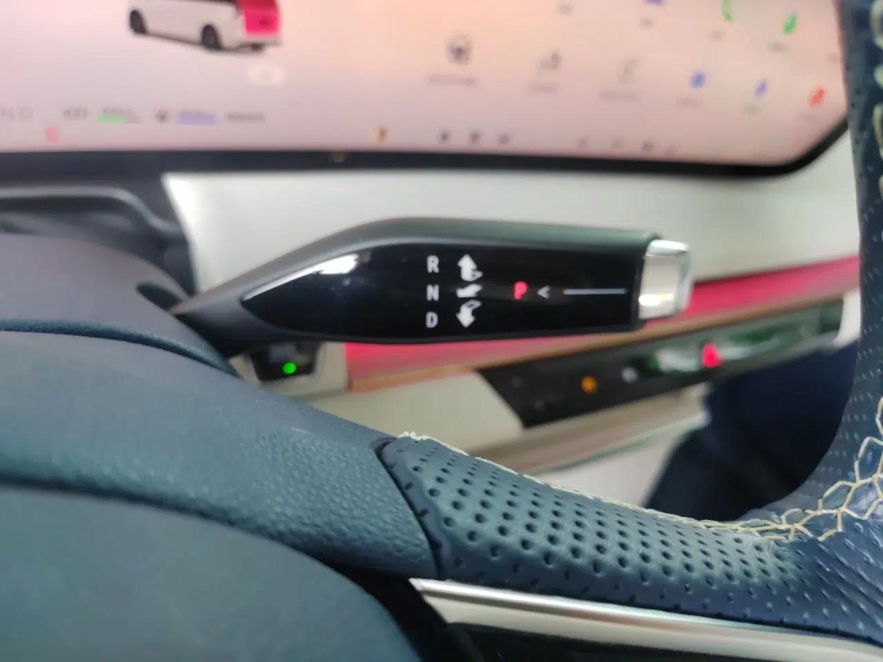 Buick GL8 New Energy 2024 Lu Zun Luxury Edition 7-Seater — миниатюра 14