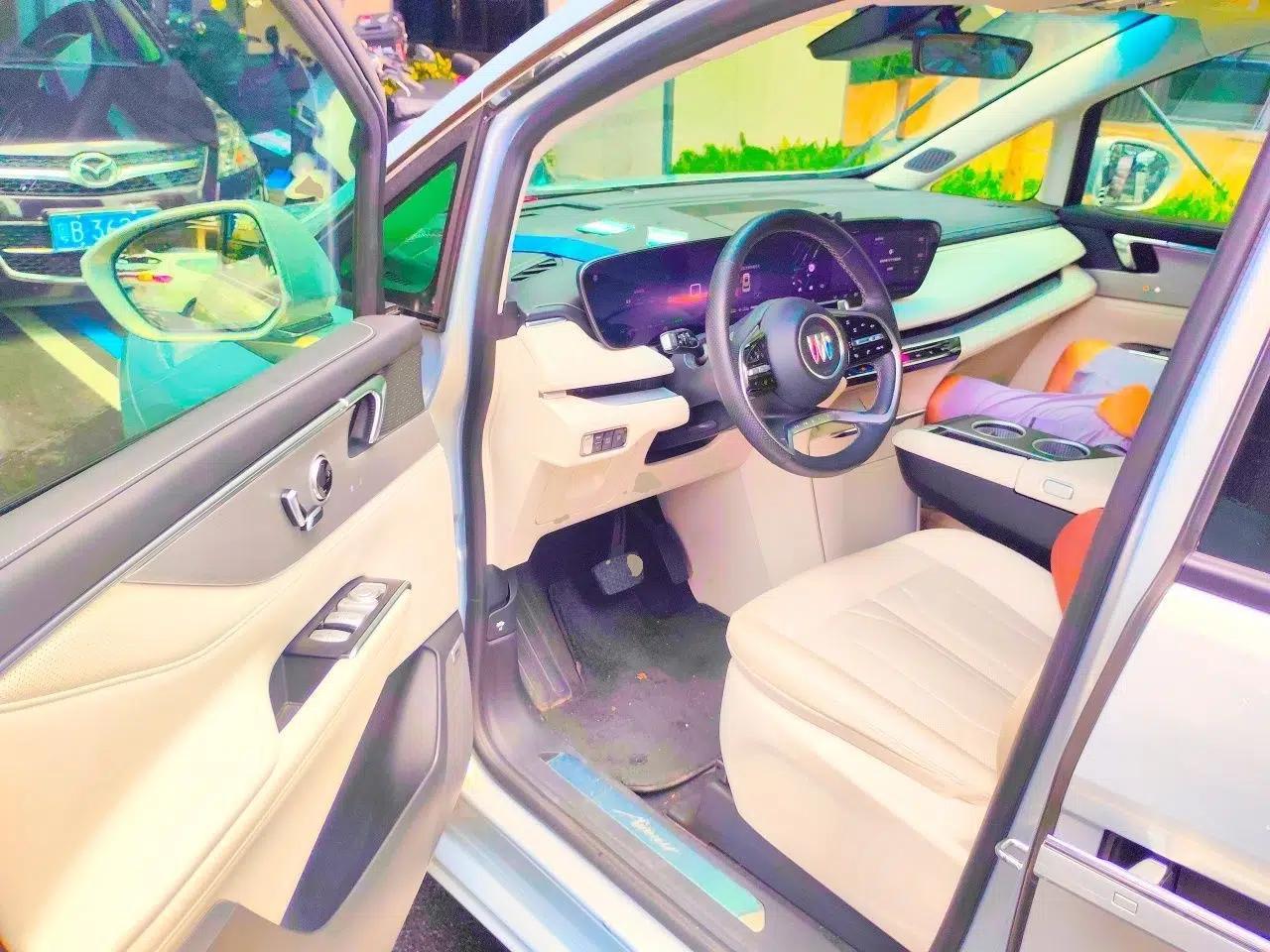 Buick GL8 New Energy 2024 Lu Zun Deluxe Edition 7-Seater — миниатюра 16