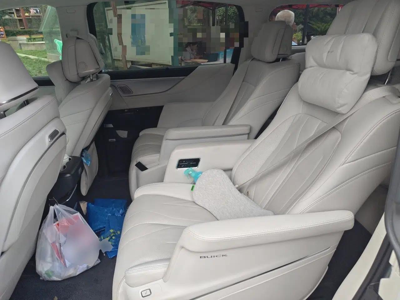 Buick GL8 New Energy 2024 Lu Zun Deluxe Edition 7-Seater — миниатюра 17