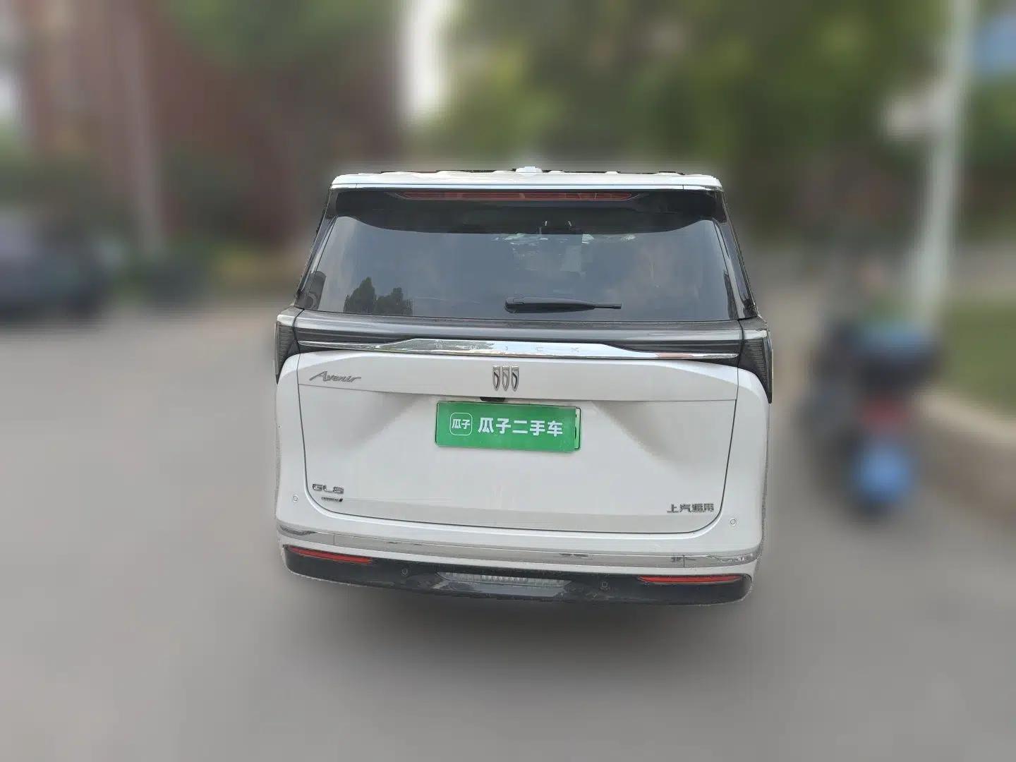 Buick GL8 New Energy 2024 Lu Zun Deluxe Edition 7-Seater — миниатюра 5