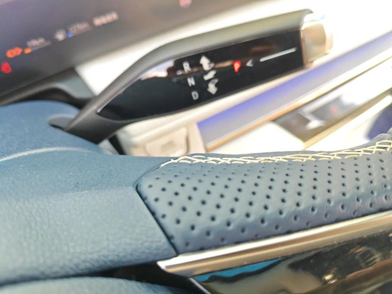 Buick GL8 New Energy 2024 Lu Zun Luxury Edition 7-Seater — миниатюра 14