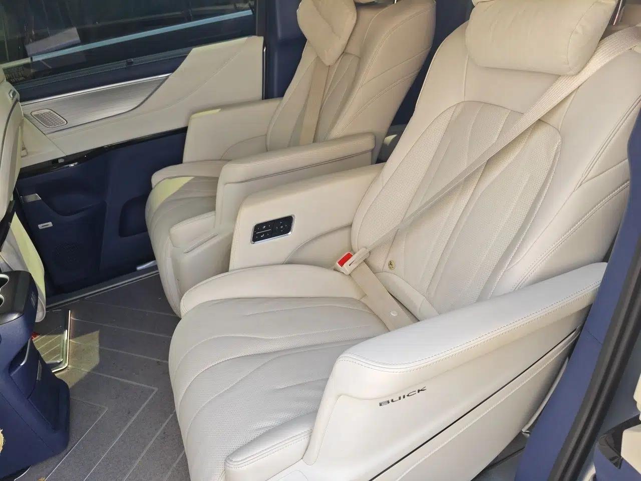 Buick GL8 New Energy 2024 Lu Zun Luxury Edition 7-Seater — миниатюра 17