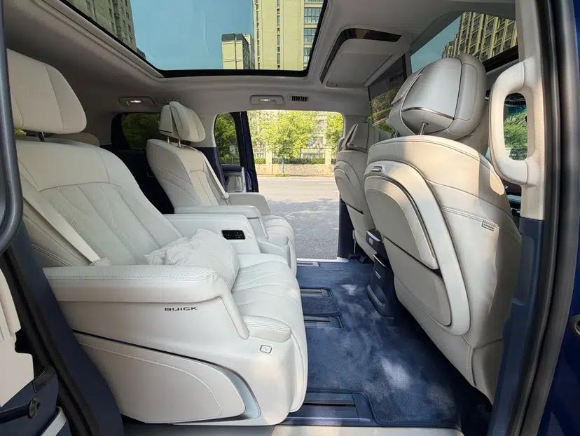 Buick GL8 New Energy 2024 Lu Zun Luxury Edition 6-Seater — миниатюра 32