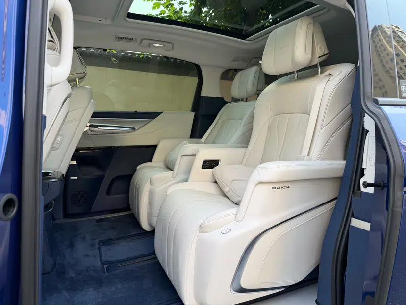 Buick GL8 New Energy 2024 Lu Zun Luxury Edition 6-Seater — миниатюра 33