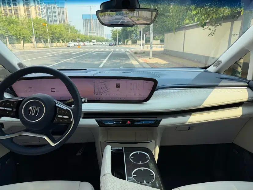 Buick GL8 New Energy 2024 Lu Zun Luxury Edition 6-Seater — миниатюра 40
