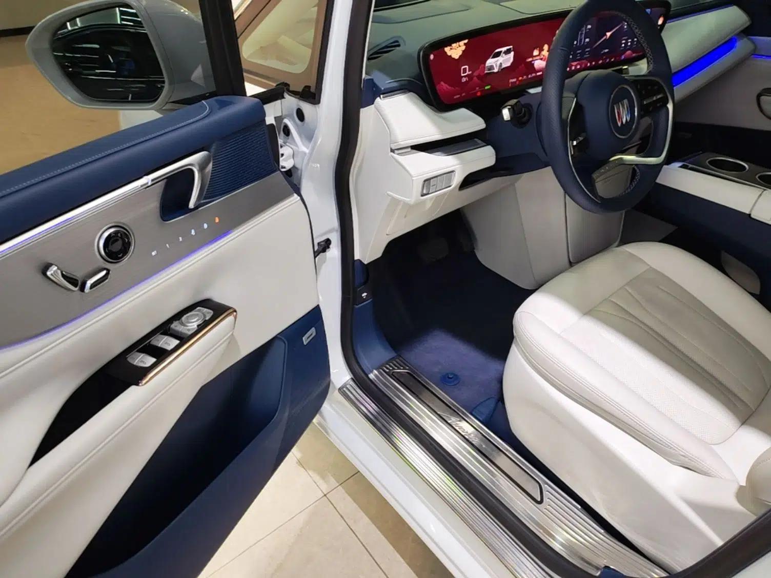 Buick GL8 New Energy 2024 Lu Zun Luxury Edition 7-Seater — миниатюра 23