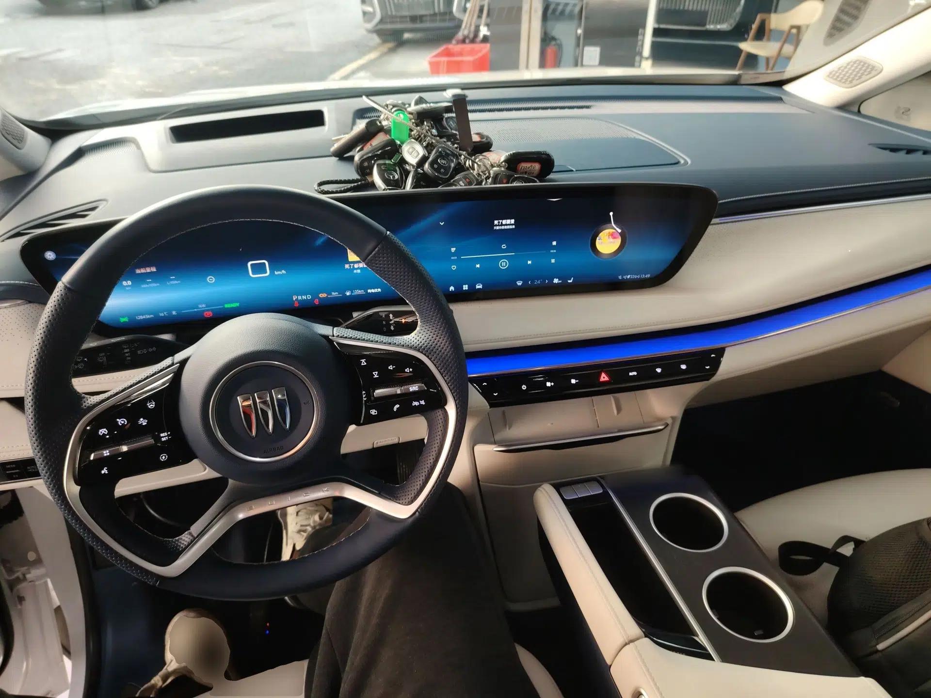 Buick GL8 New Energy 2024 Lu Zun Luxury Edition 7-Seater — миниатюра 12