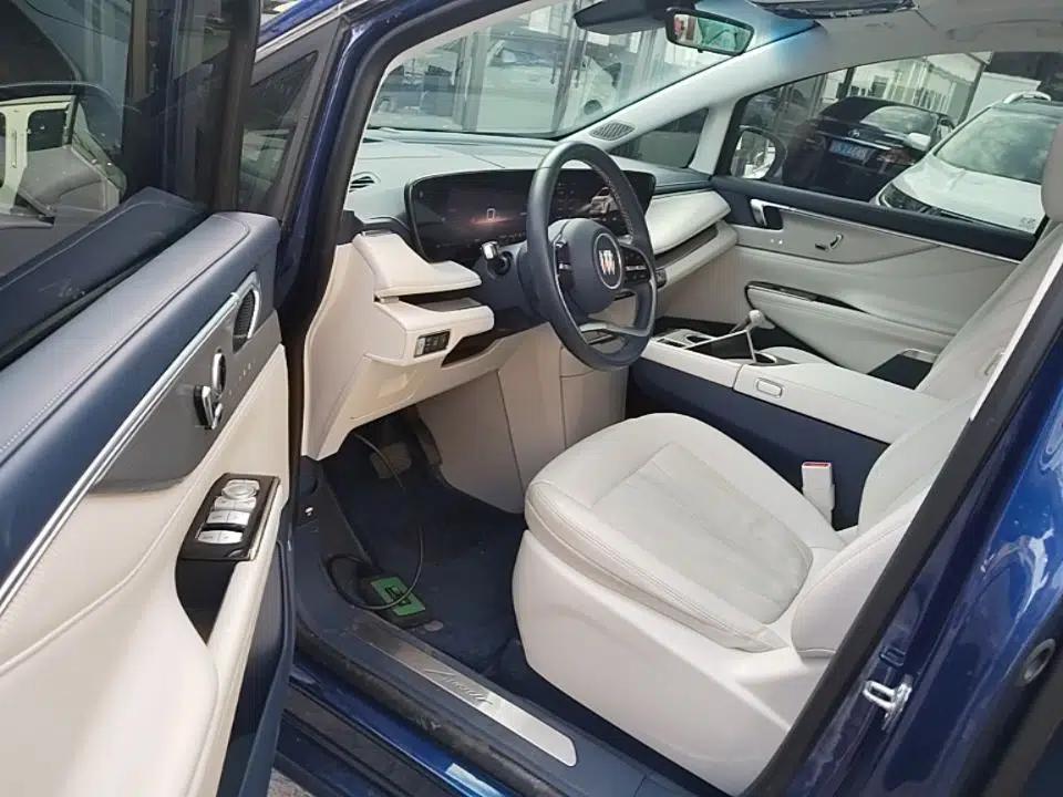 Buick GL8 New Energy 2024 Lu Zun Luxury Edition 6-Seater — миниатюра 23