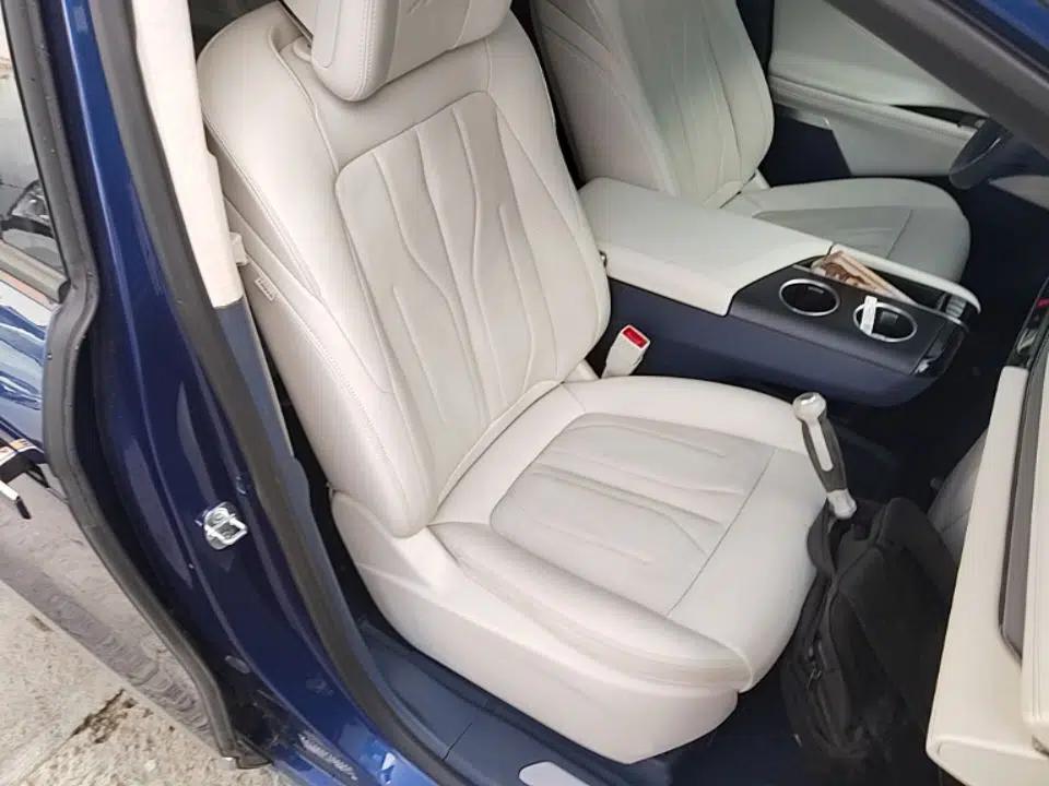 Buick GL8 New Energy 2024 Lu Zun Luxury Edition 6-Seater — миниатюра 24