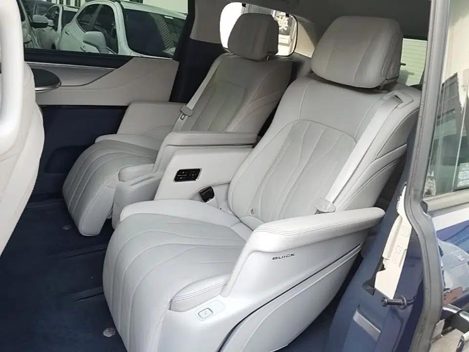 Buick GL8 New Energy 2024 Lu Zun Luxury Edition 6-Seater — миниатюра 25