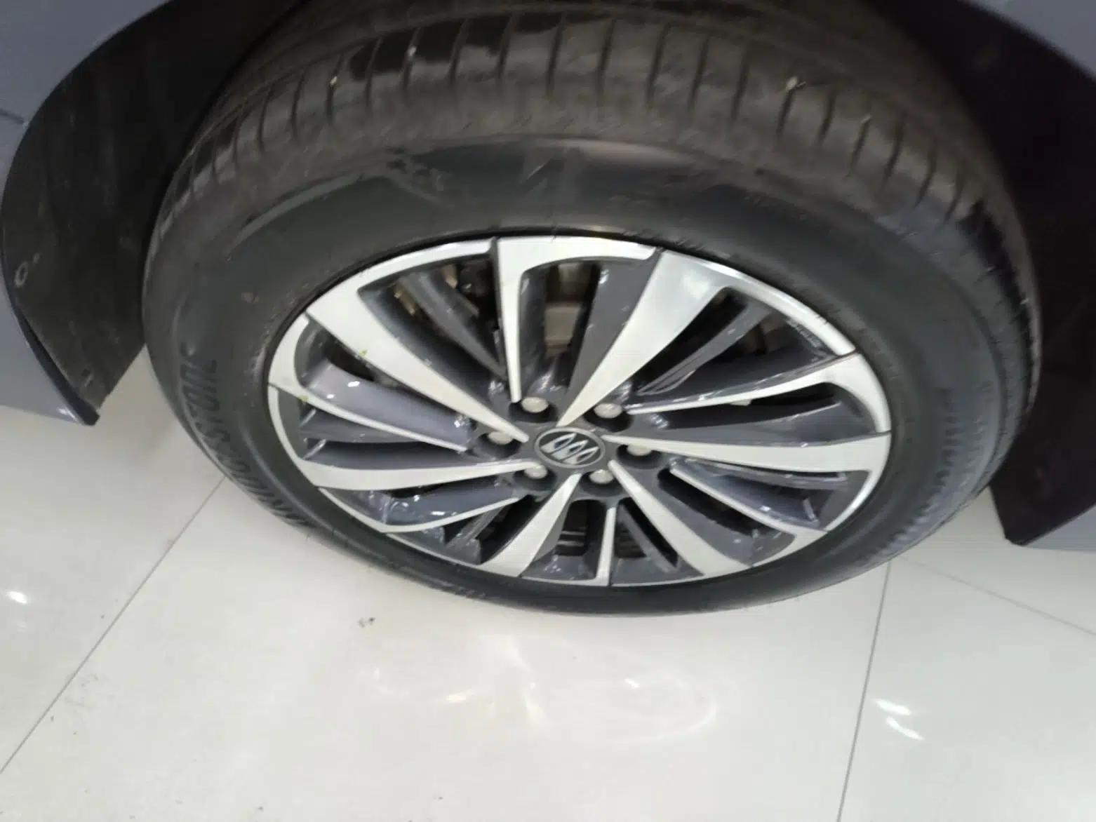 Buick GL8 New Energy 2026 Model Lu Zun Luxury Edition — миниатюра 11