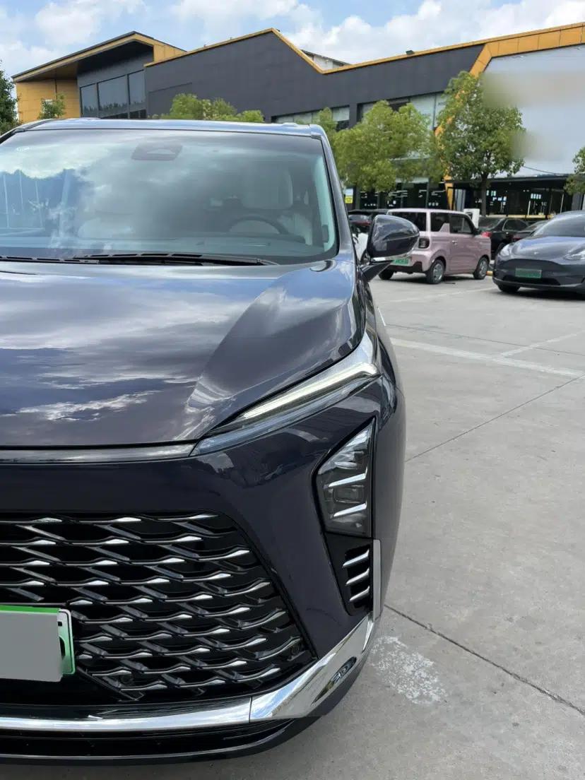 Buick GL8 New Energy 2026 Model Lu Zun Luxury Edition — миниатюра 16