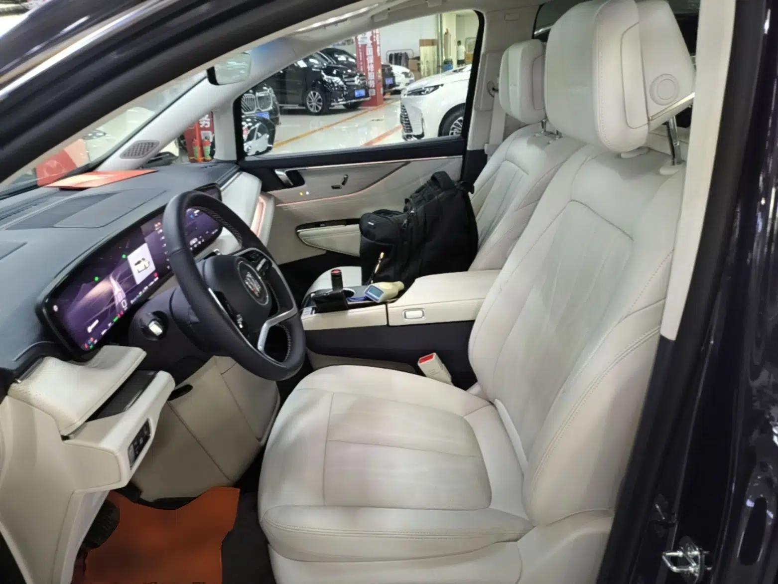 Buick GL8 New Energy 2026 Model Lu Zun Luxury Edition — миниатюра 27