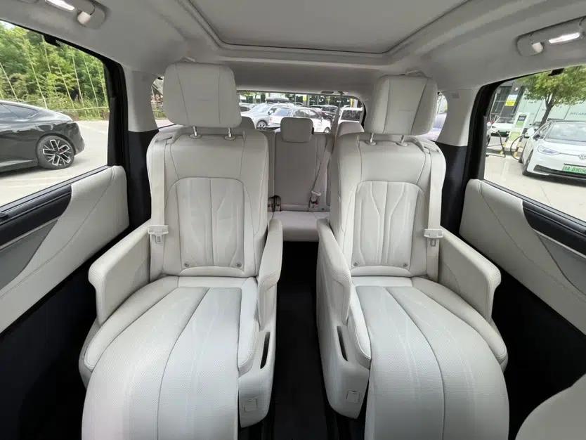 Buick GL8 New Energy 2026 Model Lu Zun Luxury Edition — миниатюра 35