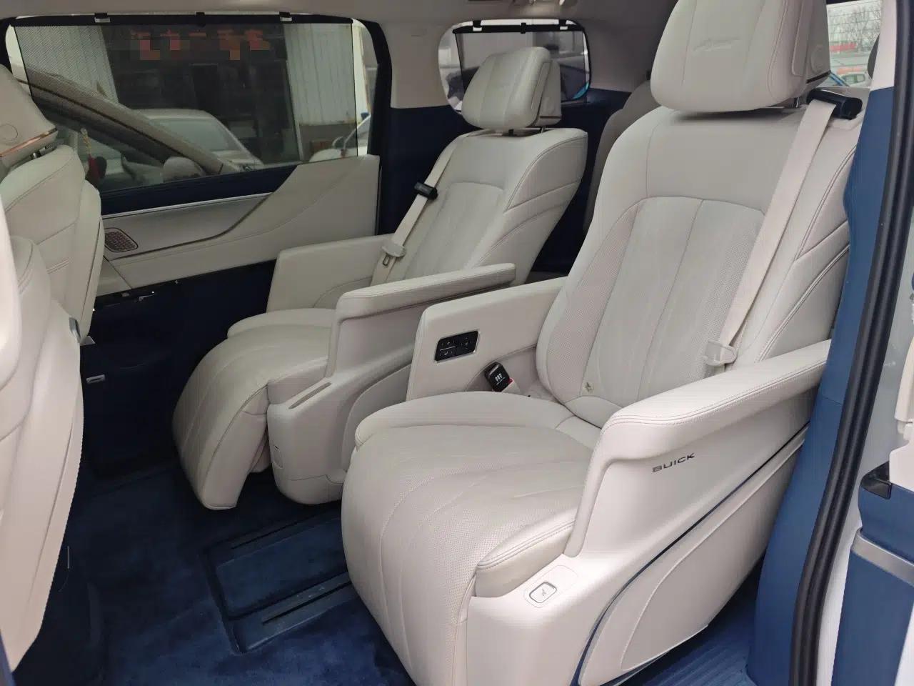 Buick GL8 New Energy 2024 Lu Zun Luxury Edition 7-Seater — миниатюра 20