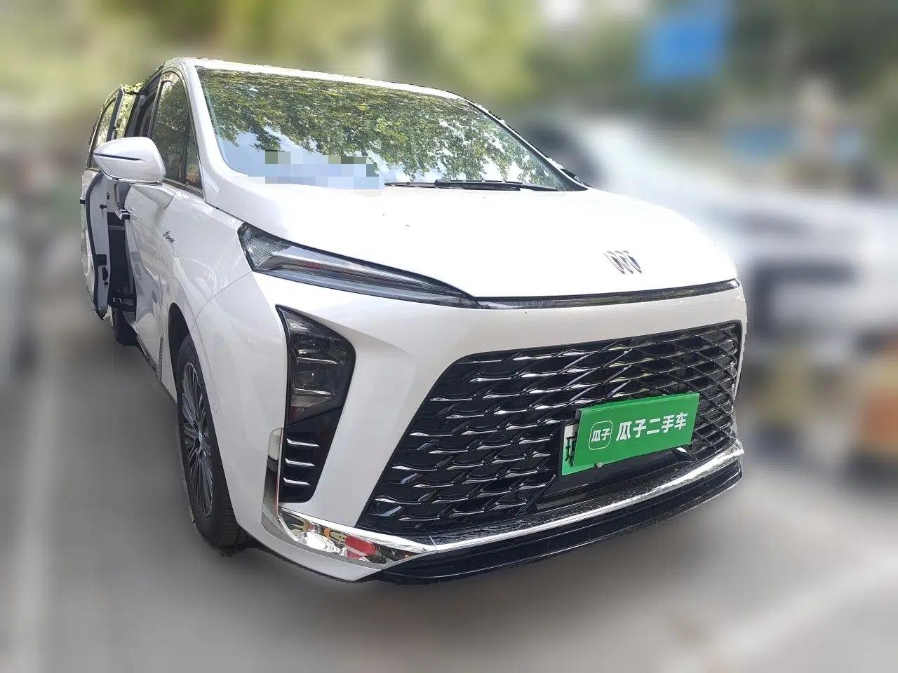 Buick GL8 New Energy 2024 Lu Zun Luxury Edition 7-Seater — миниатюра 3