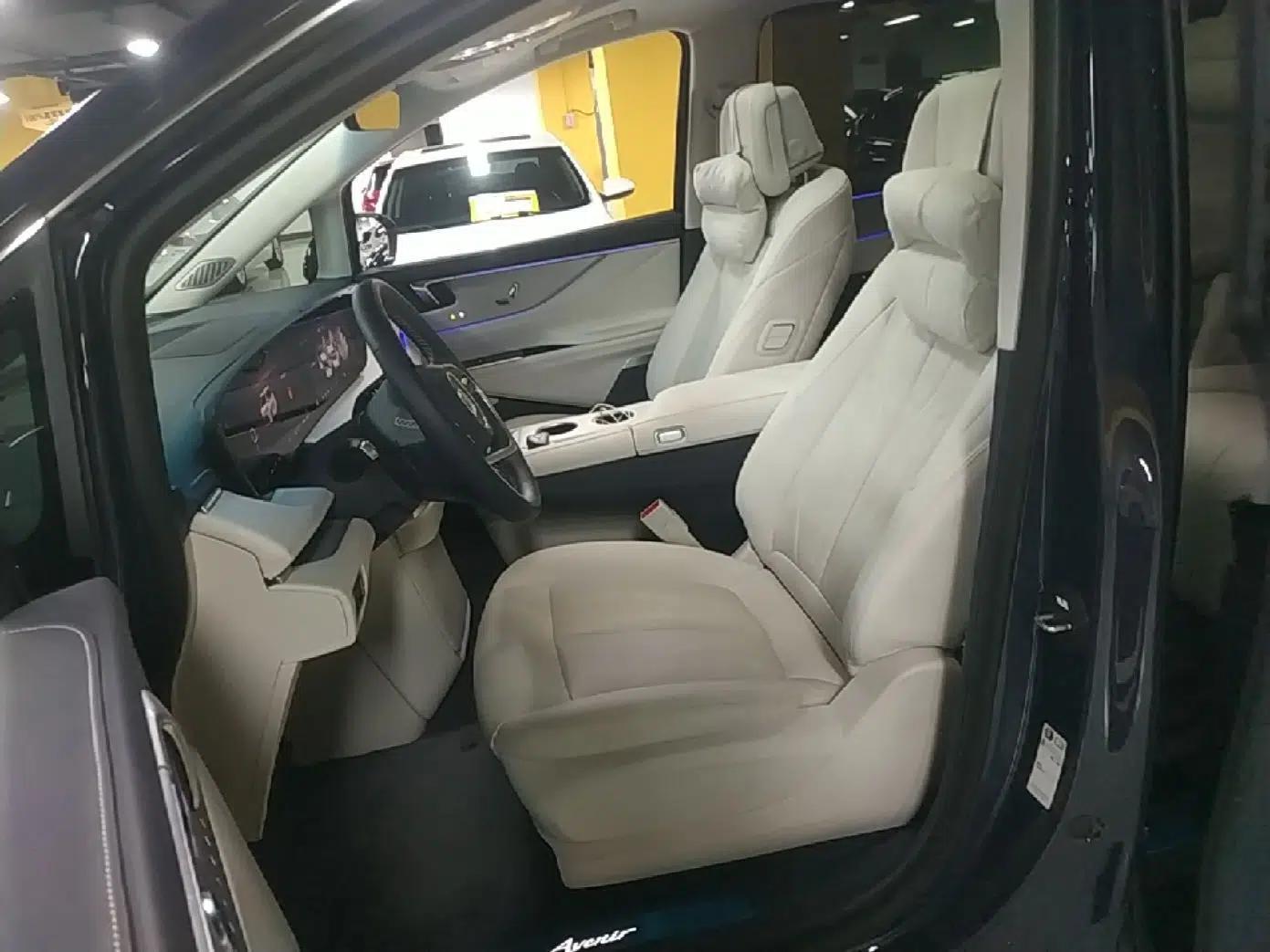 Buick GL8 New Energy 2026 Model Lu Zun Luxury Edition — миниатюра 22