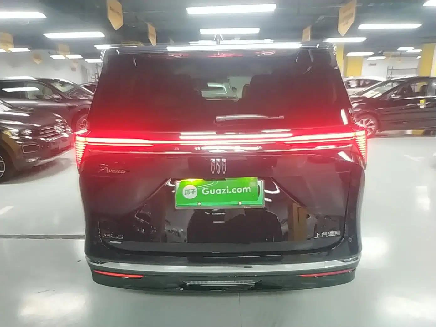 Buick GL8 New Energy 2026 Model Lu Zun Luxury Edition — миниатюра 5