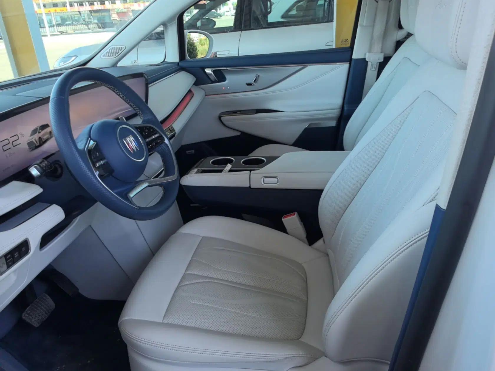 Buick GL8 New Energy 2024 Lu Zun Luxury Edition 7-Seater — миниатюра 17