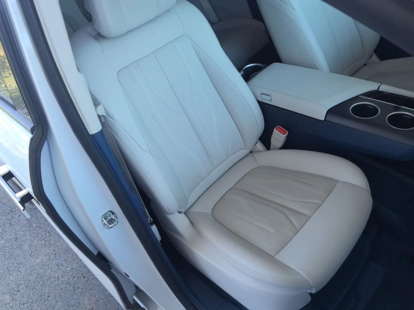 Buick GL8 New Energy 2024 Lu Zun Luxury Edition 7-Seater — миниатюра 19