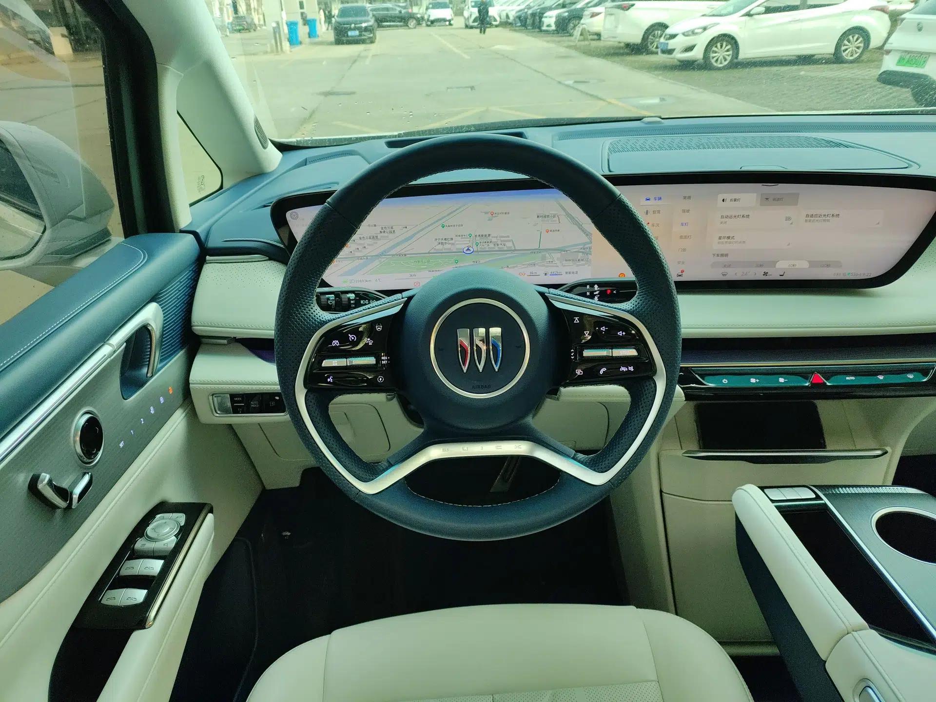 Buick GL8 New Energy 2024 Lu Zun Luxury Edition 7-Seater — миниатюра 13