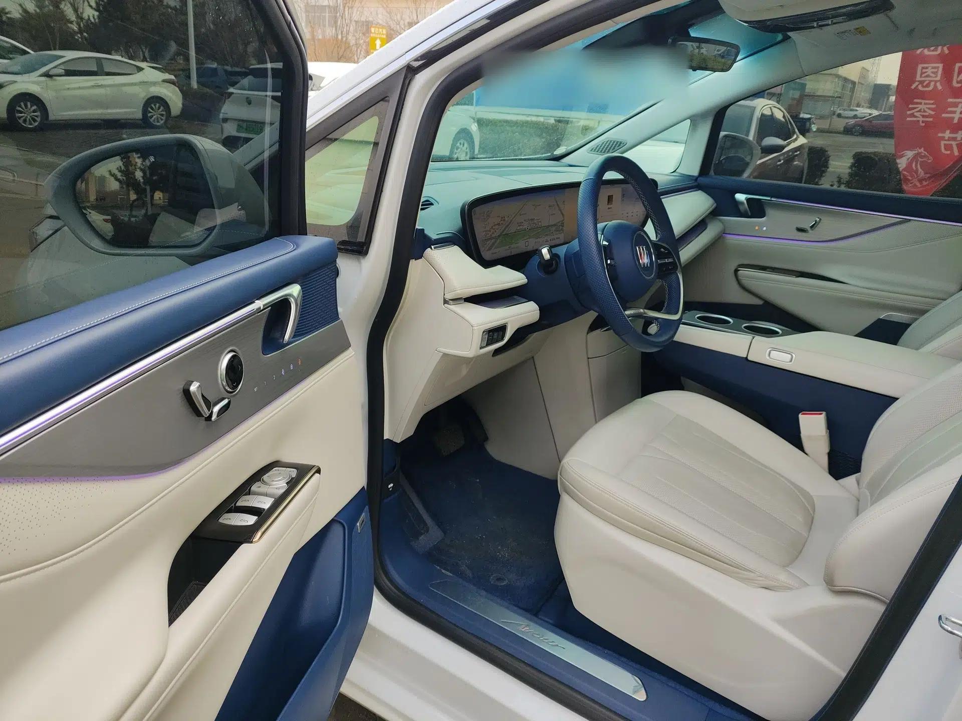 Buick GL8 New Energy 2024 Lu Zun Luxury Edition 7-Seater — миниатюра 18