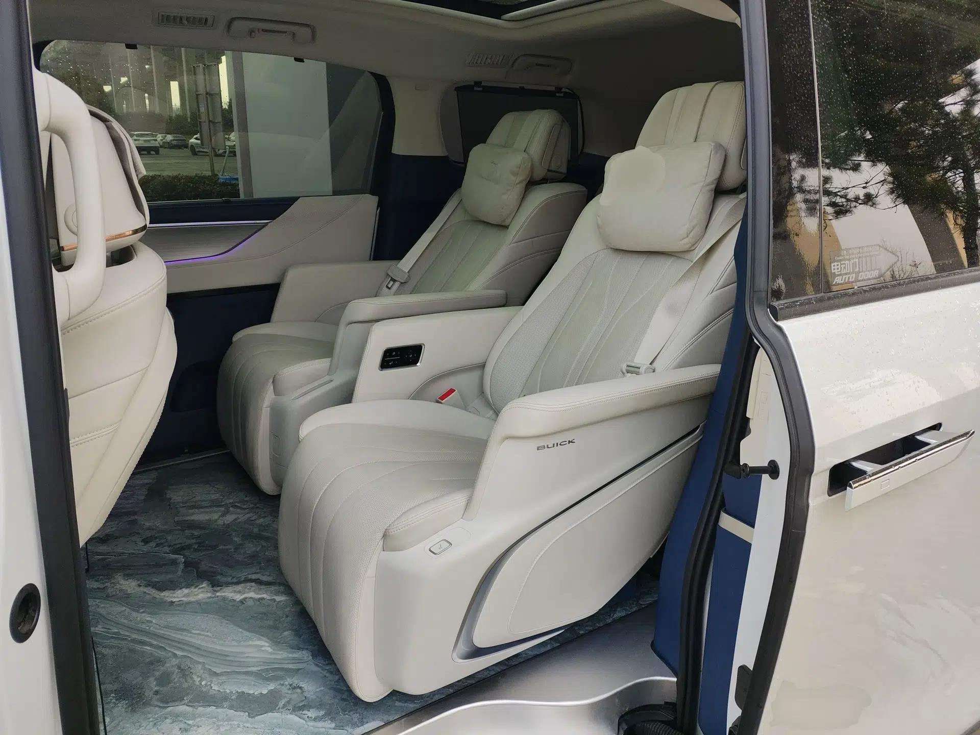 Buick GL8 New Energy 2024 Lu Zun Luxury Edition 7-Seater — миниатюра 20