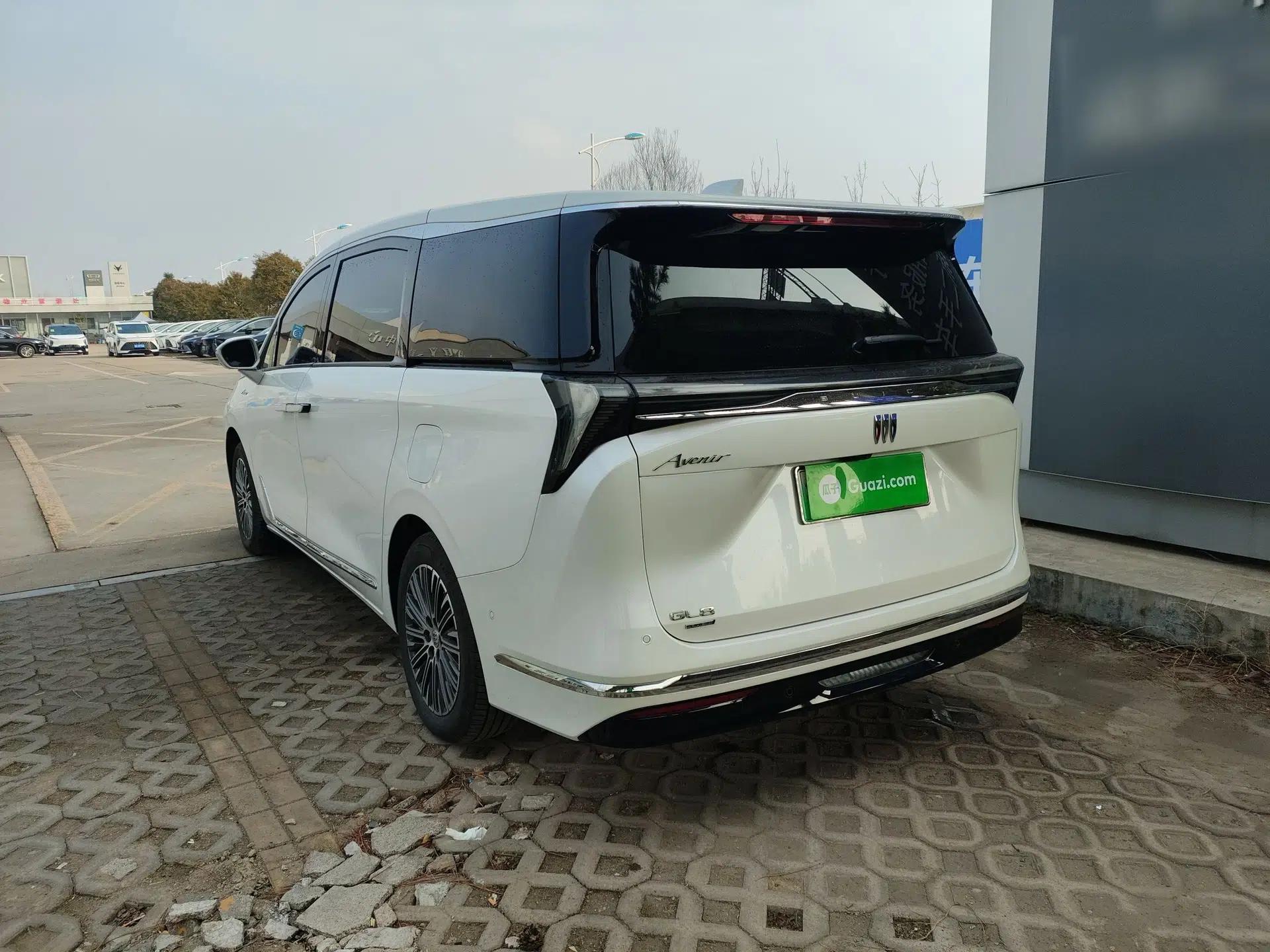 Buick GL8 New Energy 2024 Lu Zun Luxury Edition 7-Seater — миниатюра 4