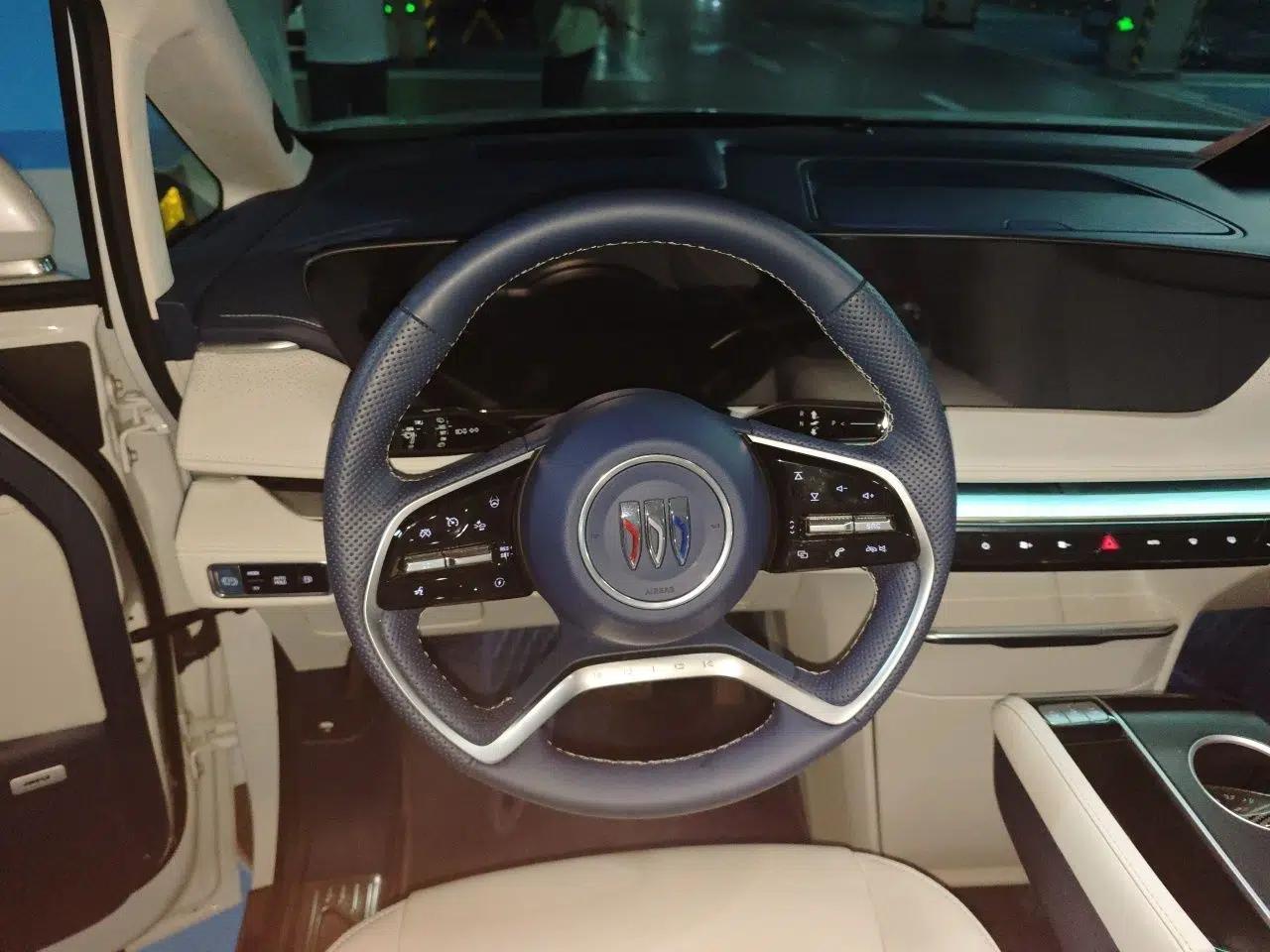 Buick GL8 New Energy 2024 Lu Zun Luxury Edition 7-Seater — миниатюра 10