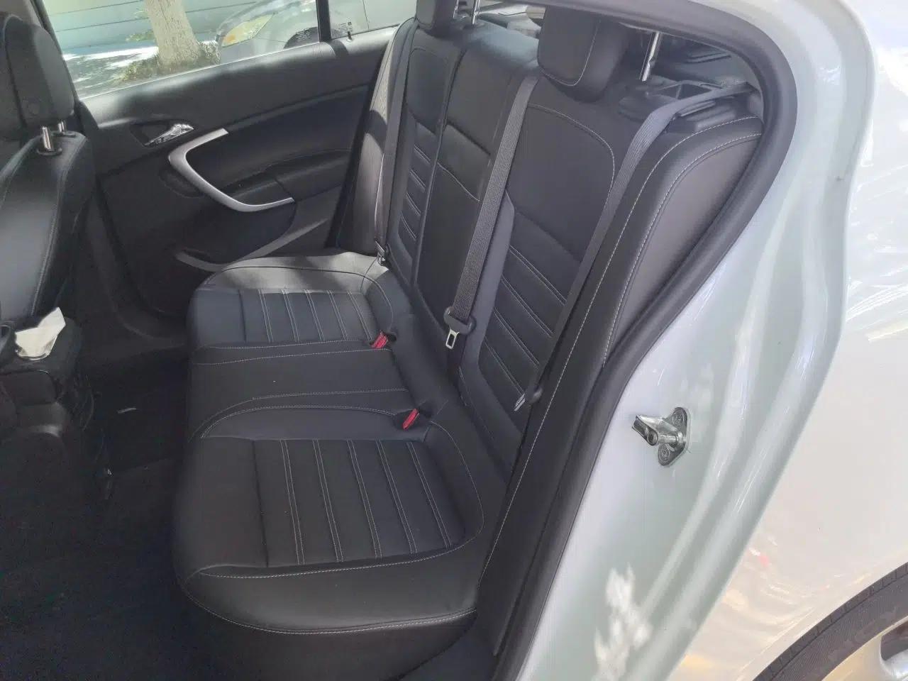 Buick Regal 2014 1.6T Fashionable Tech Edition — миниатюра 17