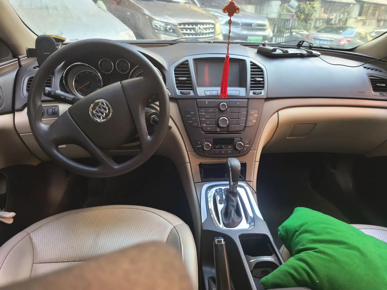 Buick Regal 2012 2.0L Comfort Edition — миниатюра 9