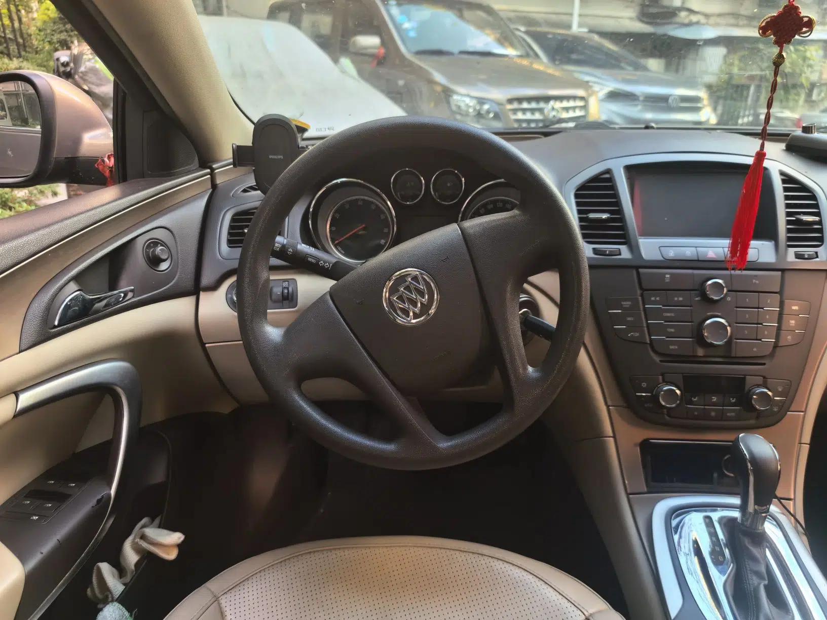 Buick Regal 2012 2.0L Comfort Edition — миниатюра 10
