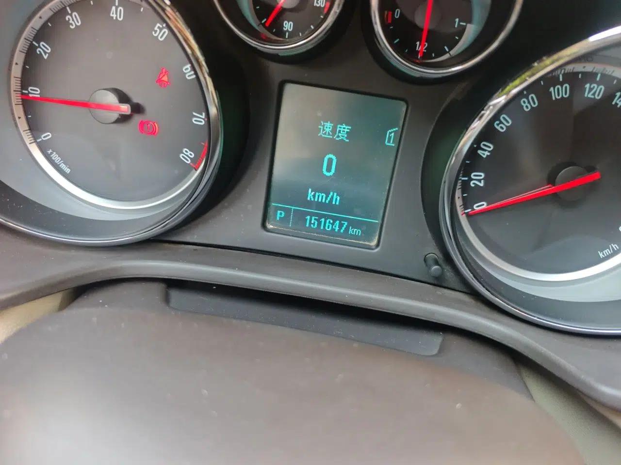 Buick Regal 2014 2.0L Leading Fashion Edition — миниатюра 12