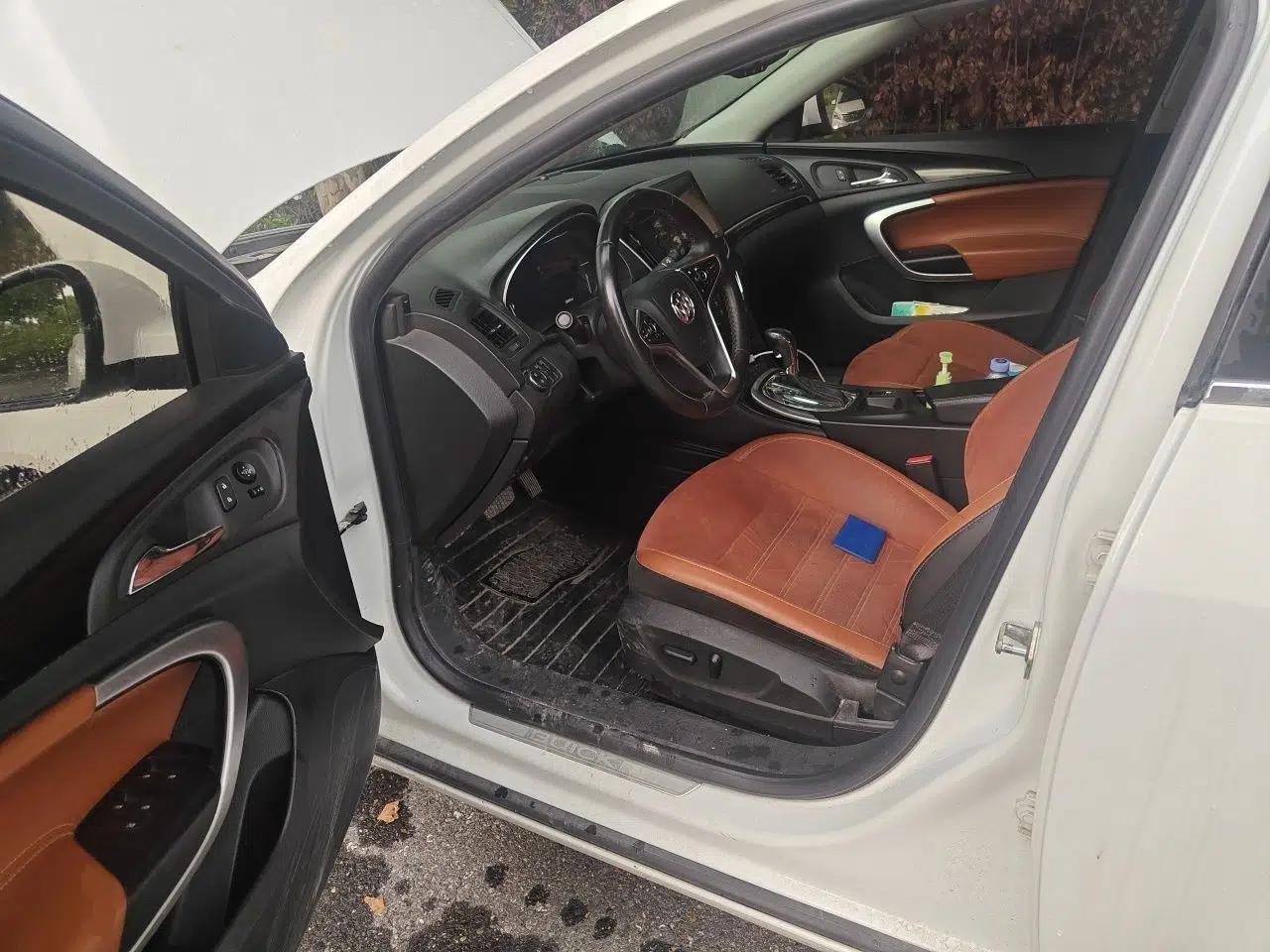 Buick Regal 2015 1.6T Elite Tech Model — миниатюра 16
