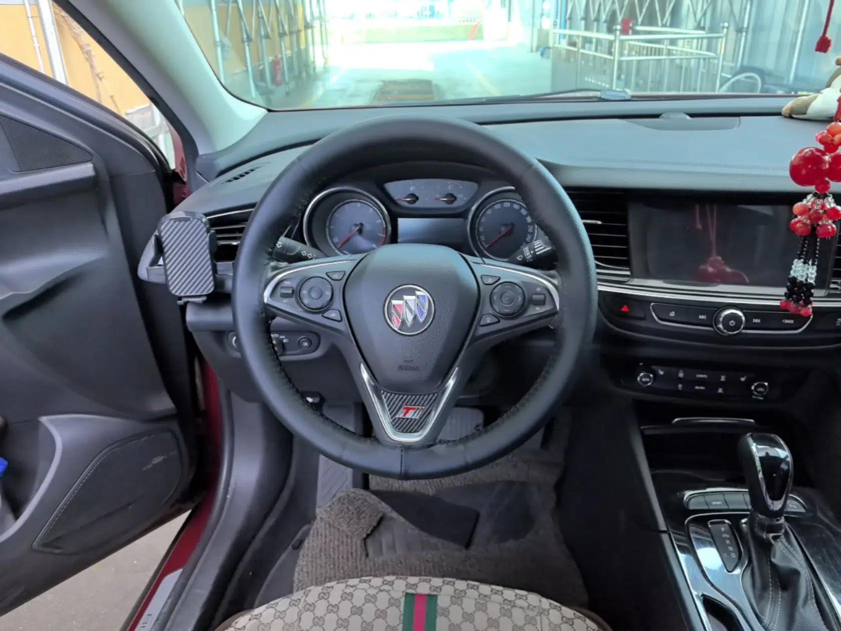 Buick Regal 2019 20T Luxury Model China VI Standard — миниатюра 13