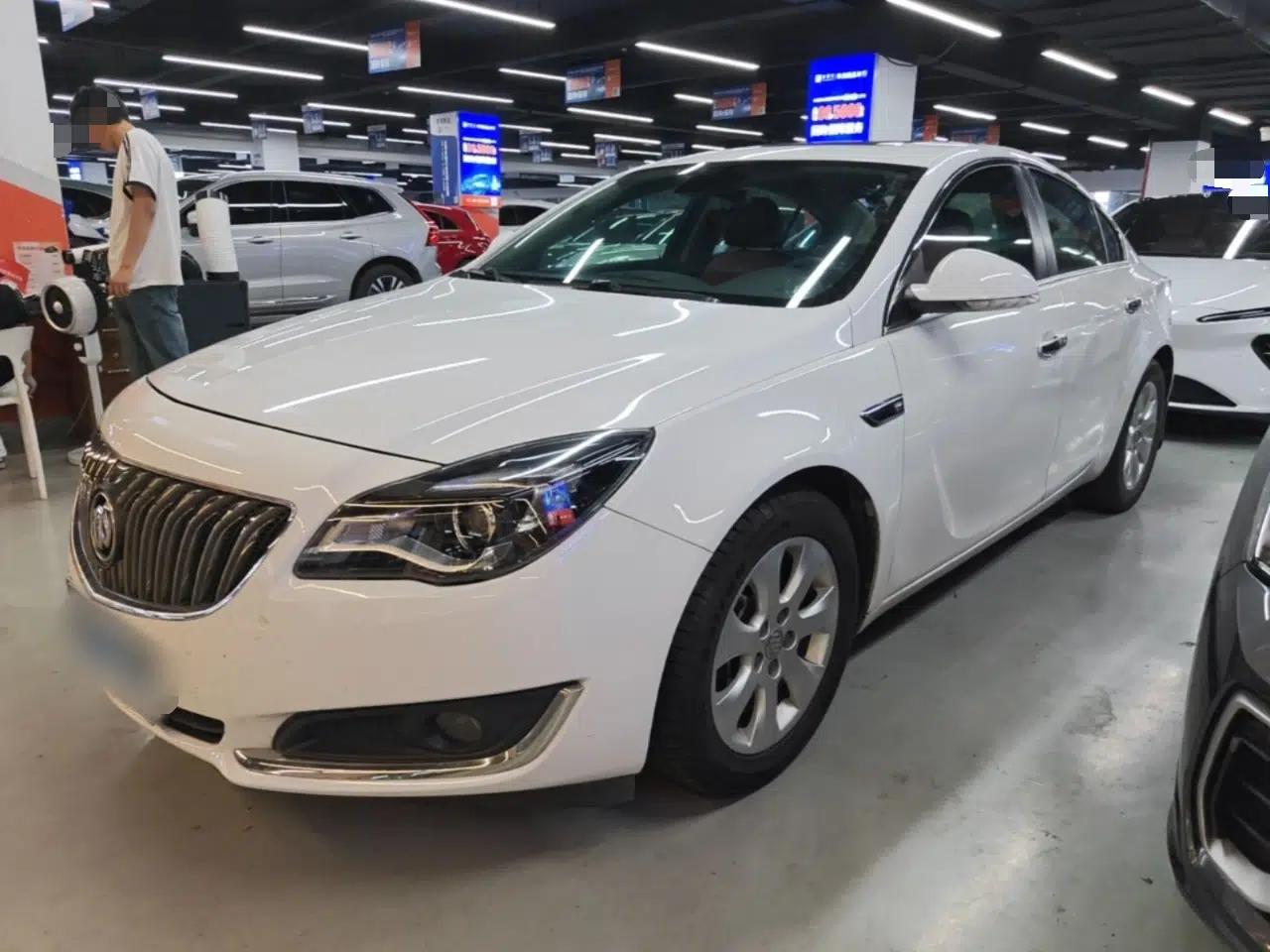 Buick Regal 2015 1.6T Elite Tech Model — миниатюра 1
