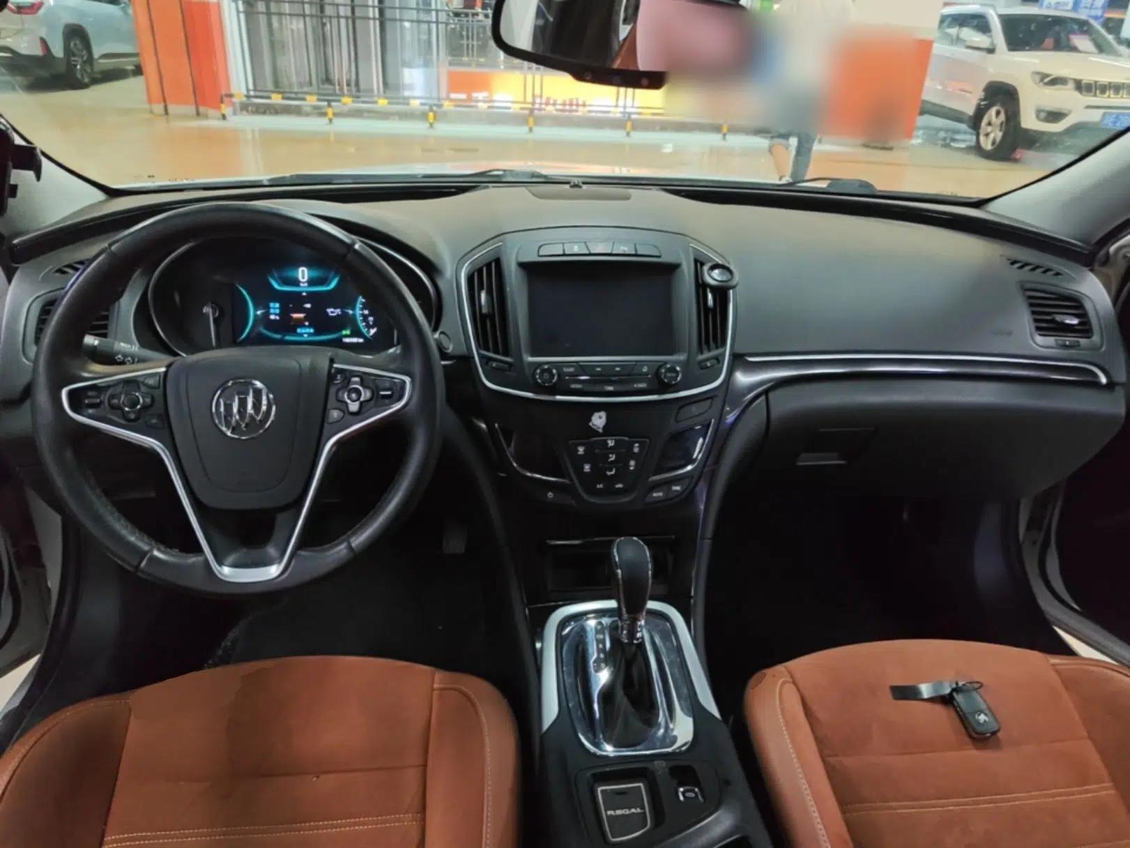 Buick Regal 2015 1.6T Elite Tech Model — миниатюра 12