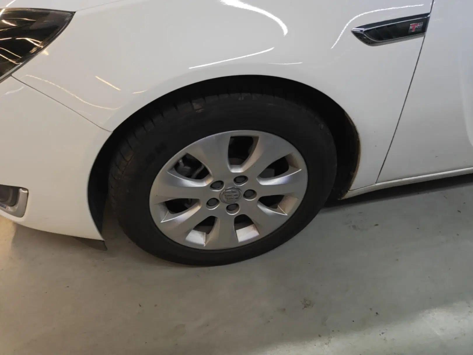 Buick Regal 2015 1.6T Elite Tech Model — миниатюра 10