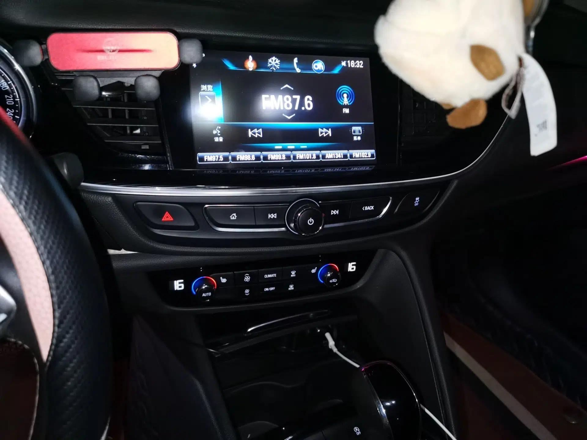 Buick Regal 2017 20T Elite Edition — миниатюра 13