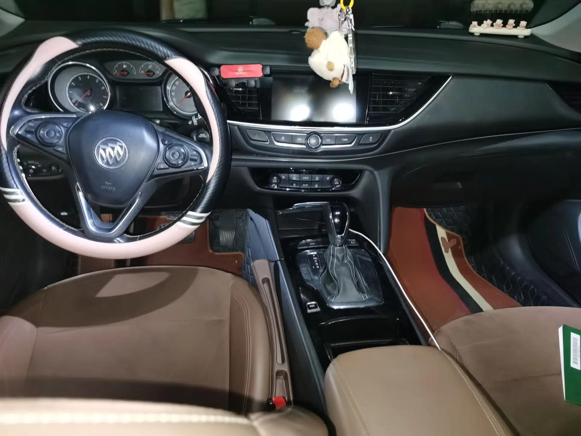 Buick Regal 2017 20T Elite Edition — миниатюра 9
