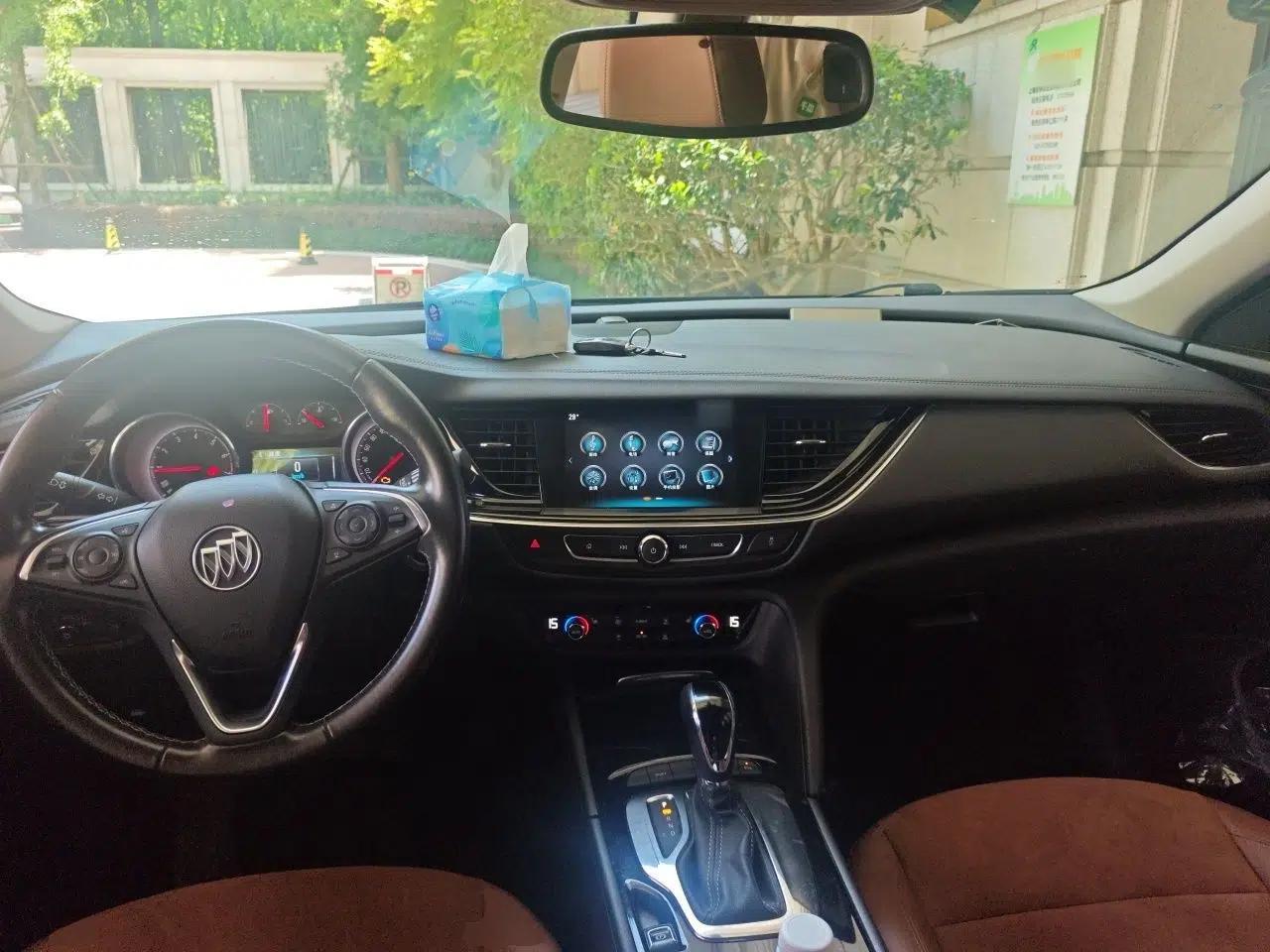 Buick Regal 2019 20T Luxury Model China V Standard — миниатюра 9