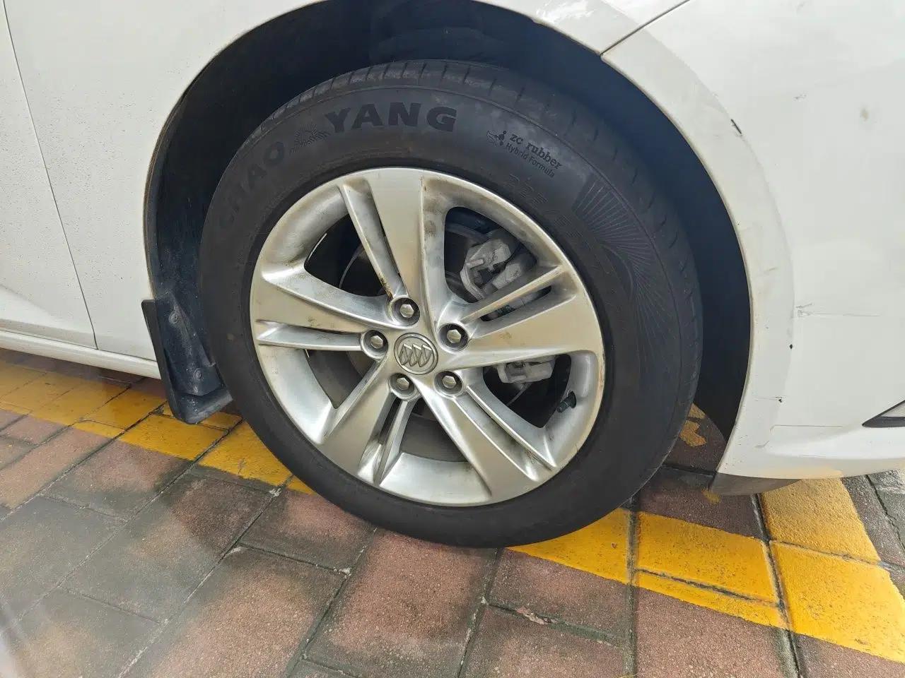 Buick Regal 2019 20T Elite Version China VI Standard — миниатюра 8